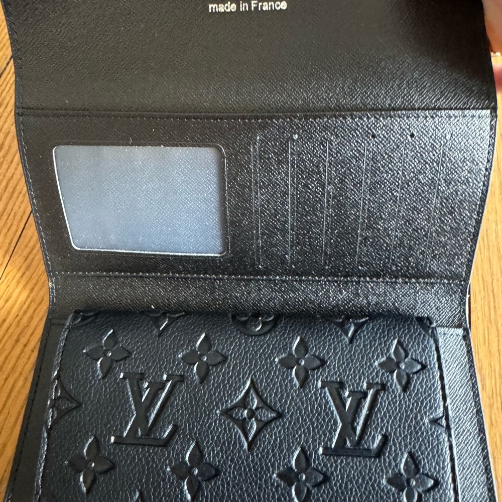 Designer style Black Monogram Wallet - Picture 3 of 7